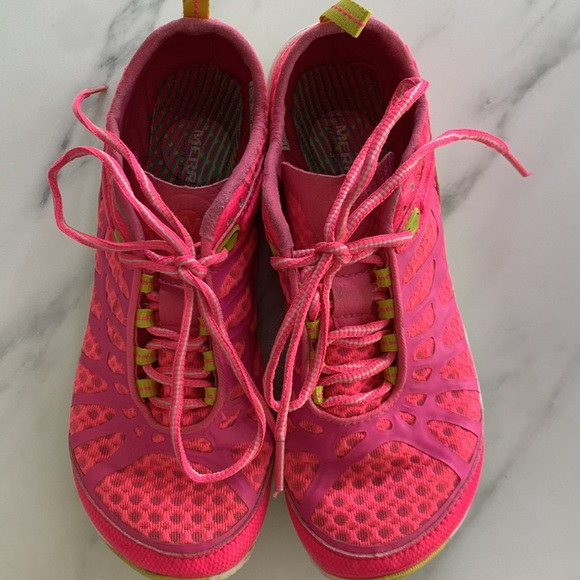 Merrel gently used ventilated summer sneaker - Picture 6 of 6